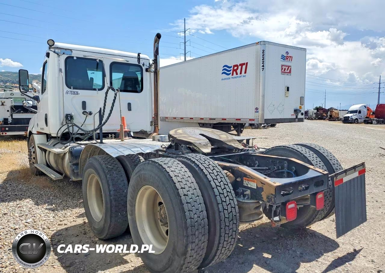 2019 Freightliner M2 - Semi Truck VIN:1FUJHLDRXKLKJ2759 - 2