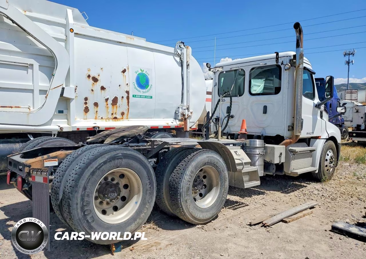 2019 Freightliner M2 - Semi Truck VIN:1FUJHLDRXKLKJ2759 - 3