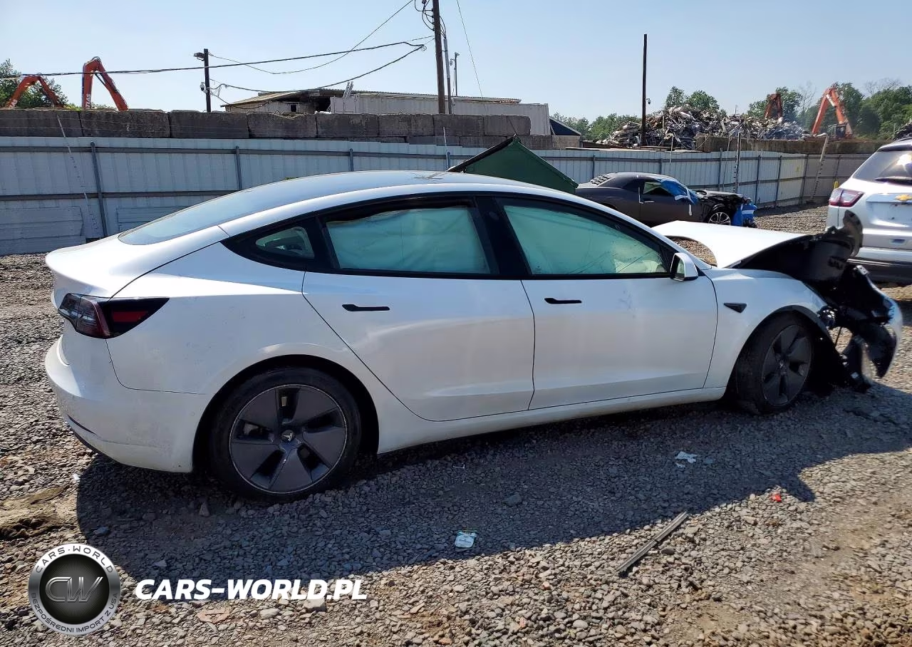 2022 Tesla Model 3 VIN:5YJ3E1EA8NF357084 - 3