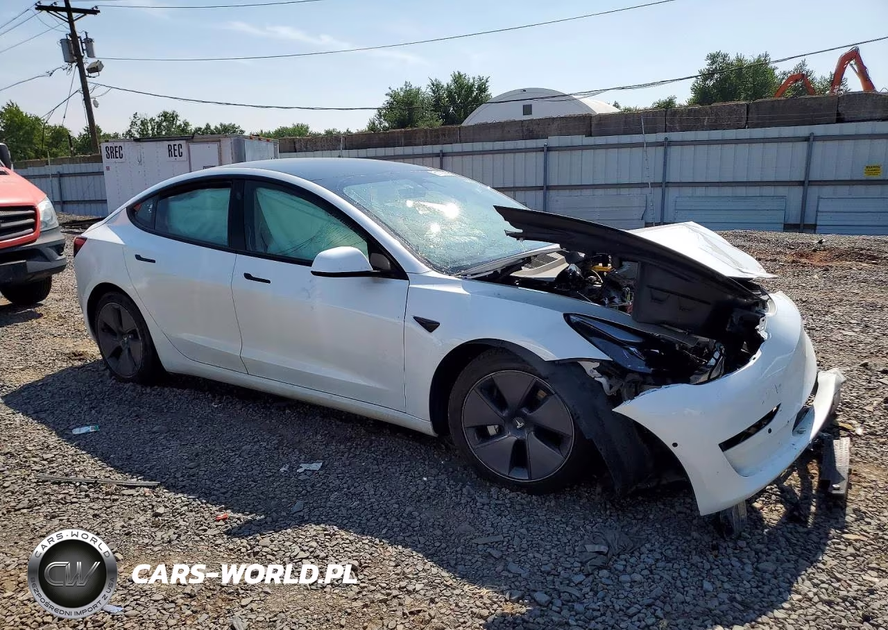 2022 Tesla Model 3 VIN:5YJ3E1EA8NF357084 - 4