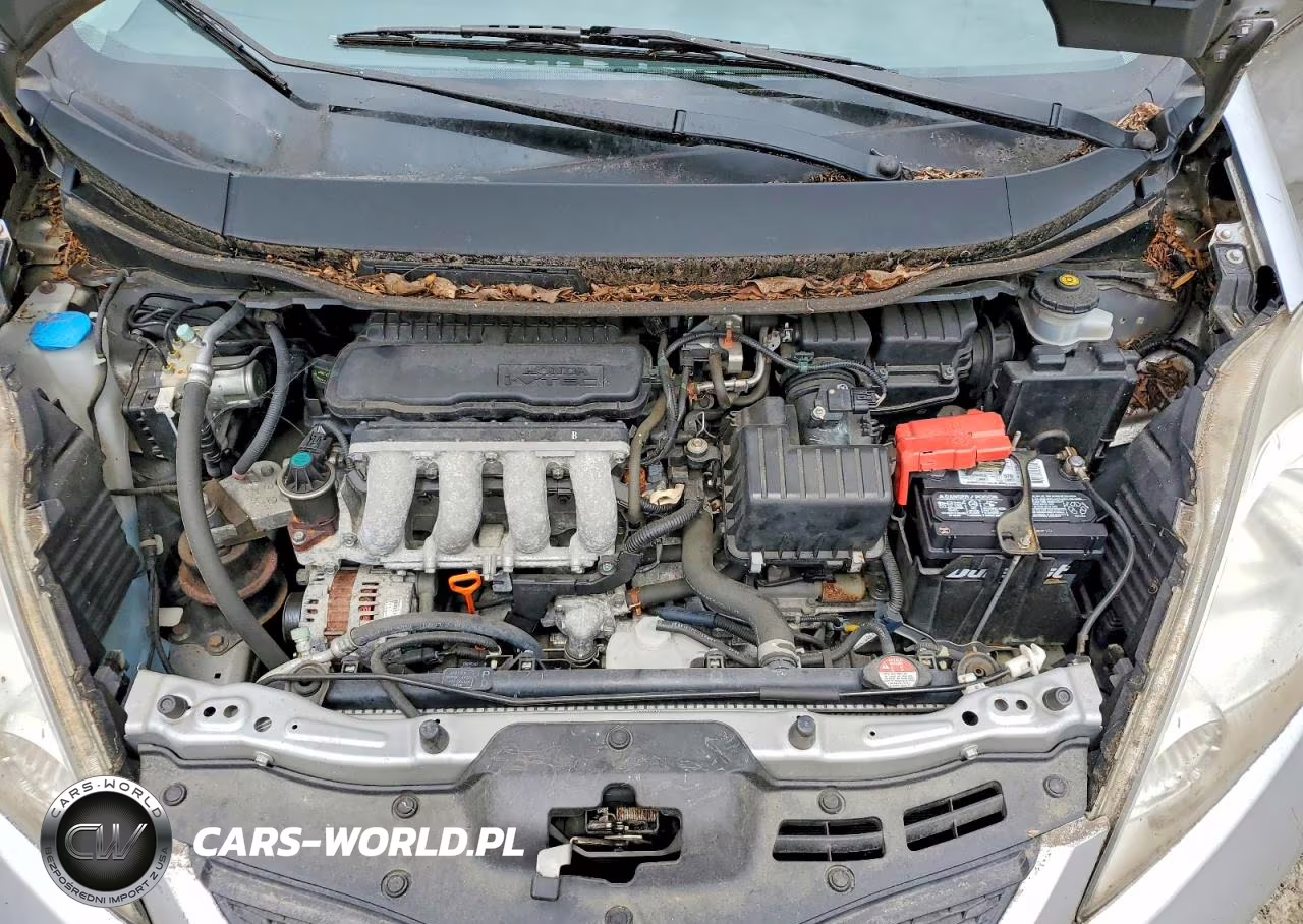 2011 Honda Fit Sport VIN:JHMGE8H65BC016296 - 11