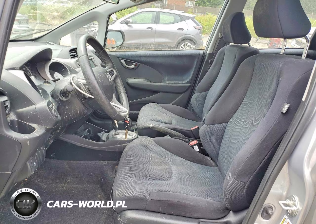 2011 Honda Fit Sport VIN:JHMGE8H65BC016296 - 7