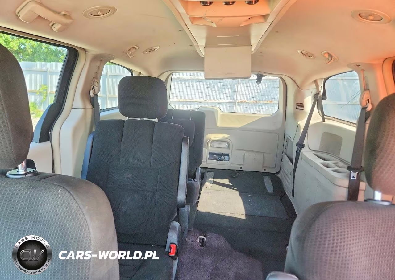 2012 Dodge Grand Caravan Crew VIN:2C4RDGDG3CR110420 - 10