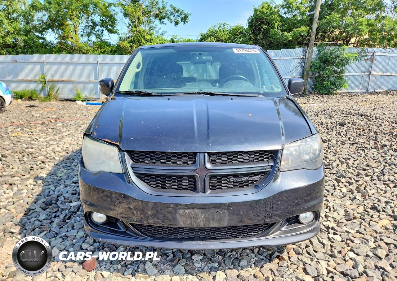 2012 Dodge Grand Caravan Crew VIN:2C4RDGDG3CR110420 - 5