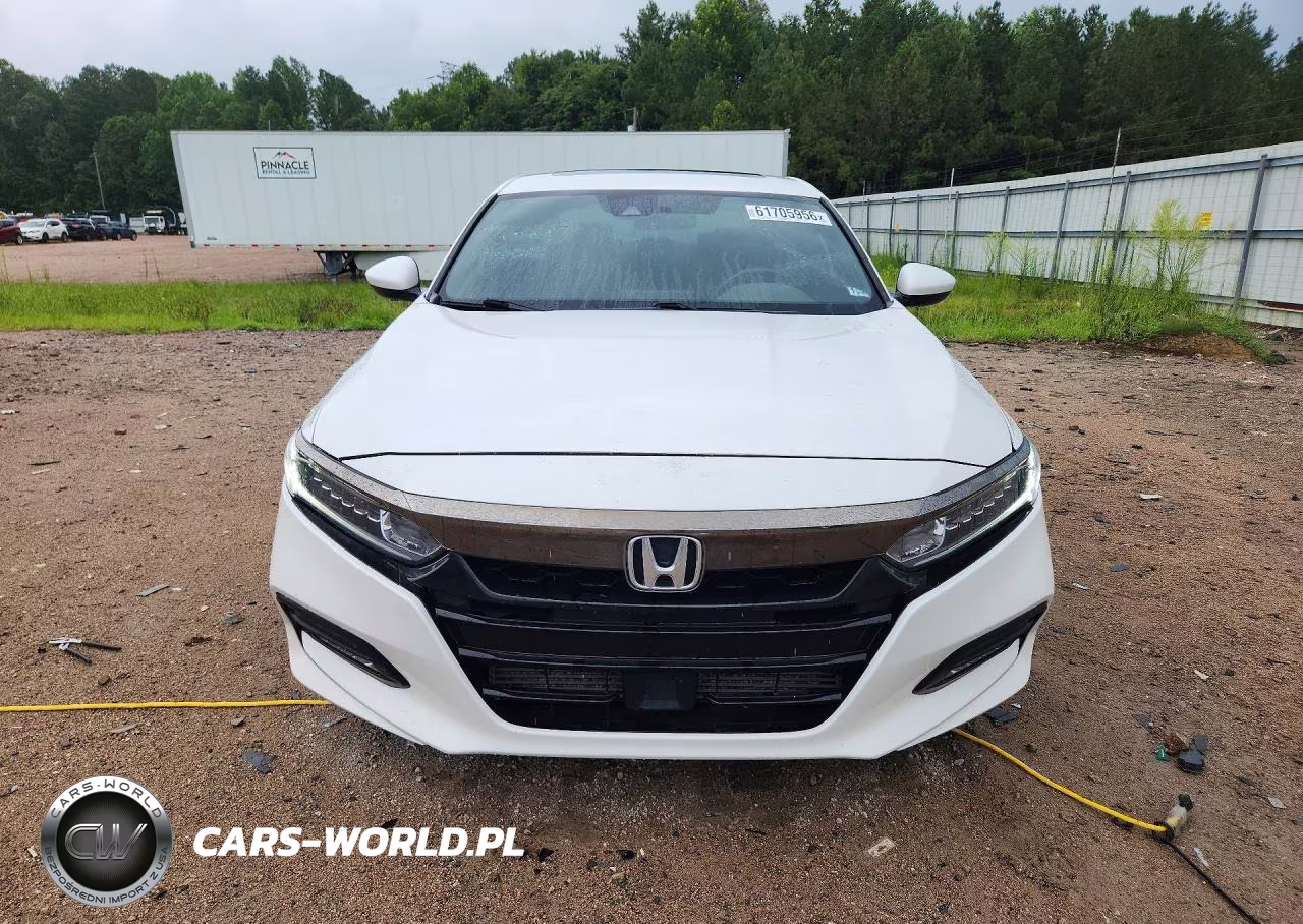 2018 Honda Accord Sport VIN:1HGCV2F36JA036266 - 5