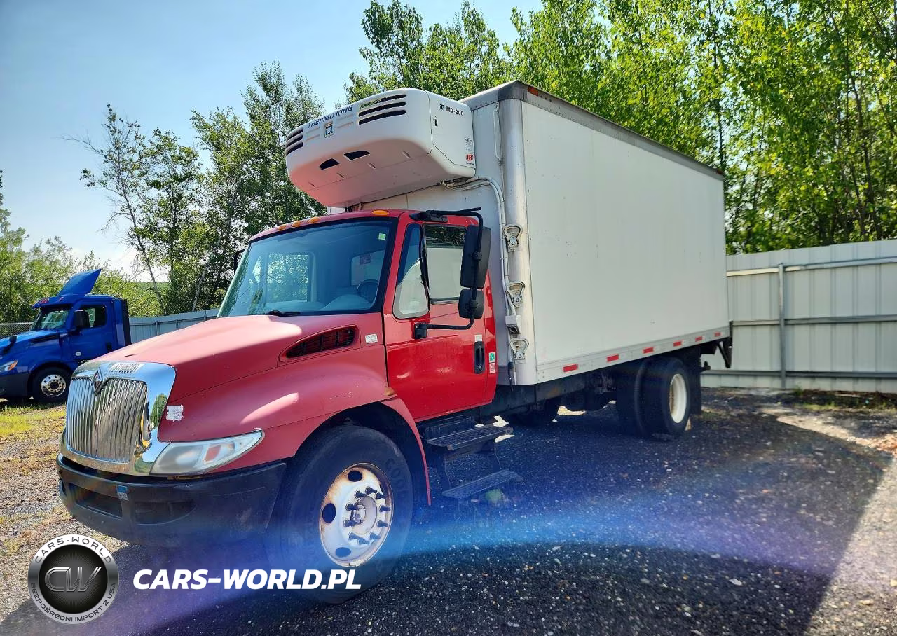 2010 International 4300 Refrigerated Box Truck