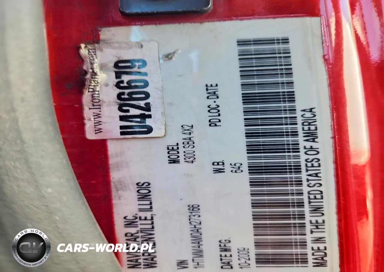 2010 International 4300 Refrigerated Box Truck VIN:1HTMMAAM0AH273166 - 12