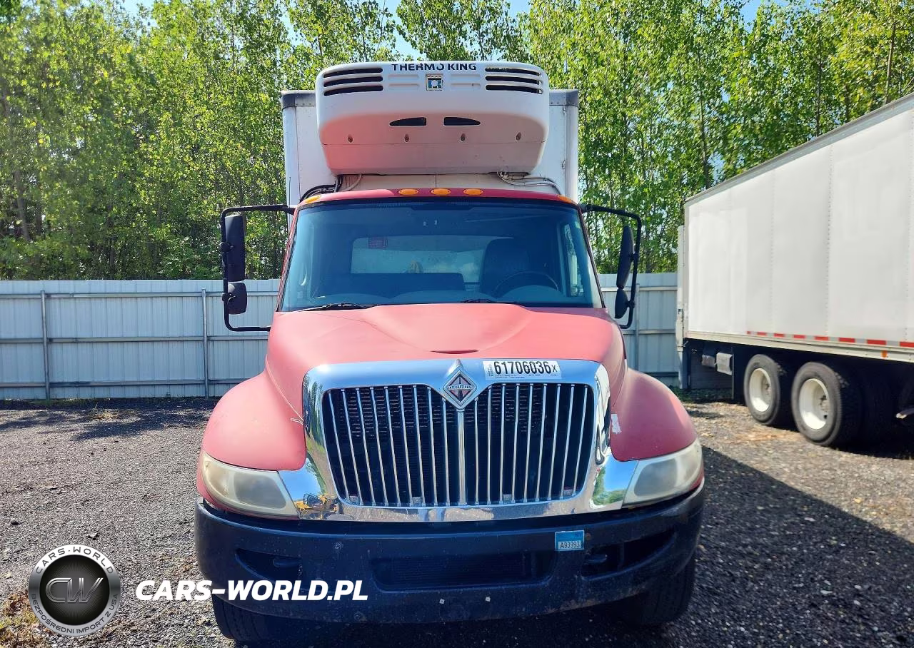 2010 International 4300 Refrigerated Box Truck VIN:1HTMMAAM0AH273166 - 5