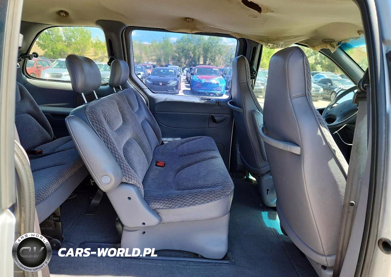 2000 Chrysler Voyager VIN:2C4GJ2534YR647657 - 11
