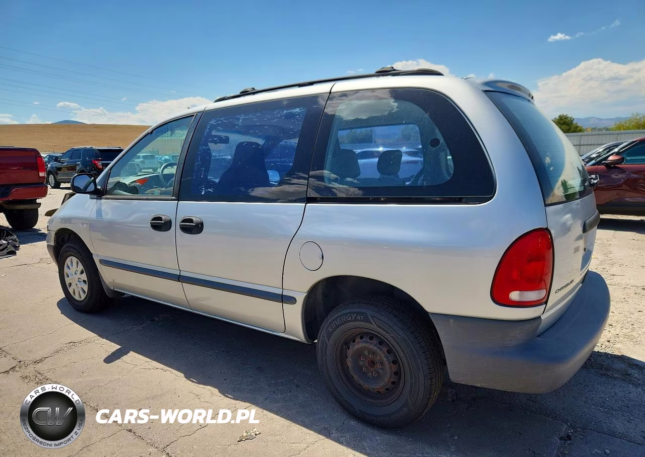 2000 Chrysler Voyager VIN:2C4GJ2534YR647657 - 2