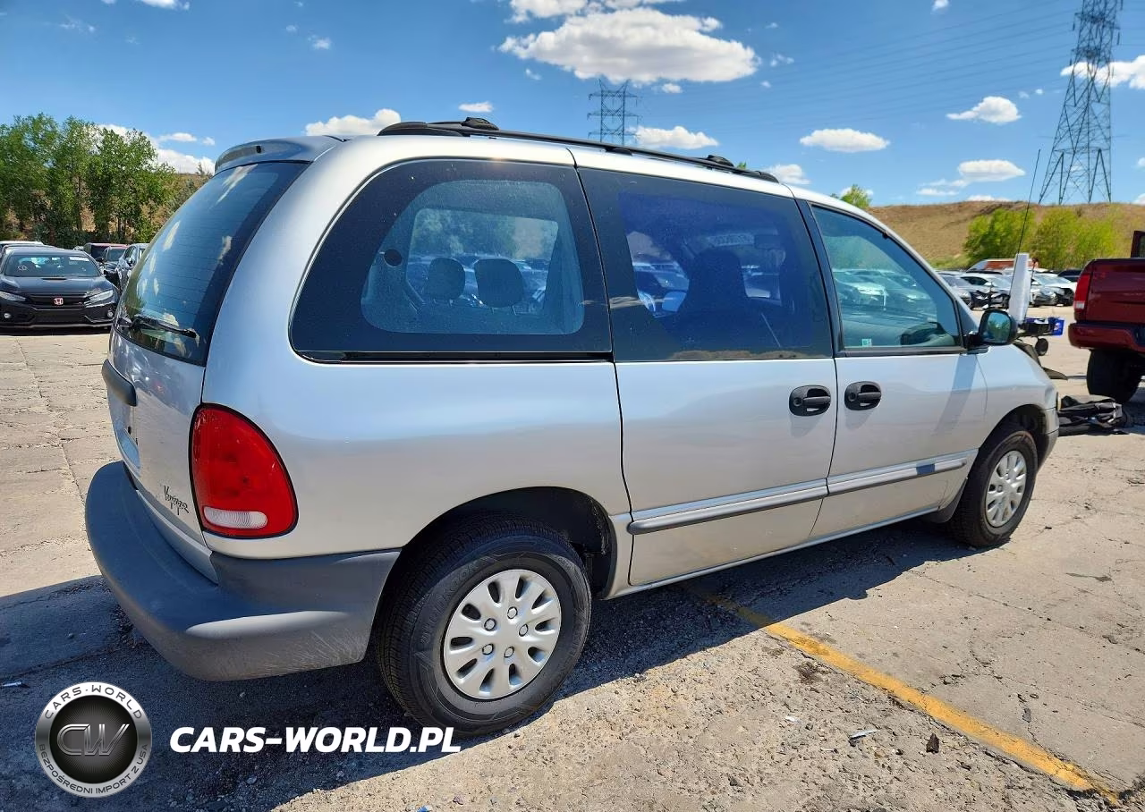 2000 Chrysler Voyager VIN:2C4GJ2534YR647657 - 3