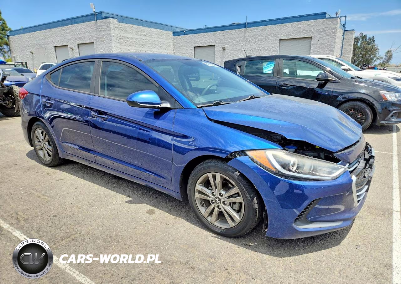 2017 Hyundai Elantra Se VIN:5NPD84LF9HH023924 - 4