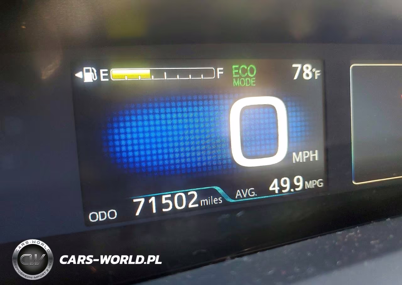 2017 Toyota Prius Two VIN:JTDKBRFU0H3578823 - 9