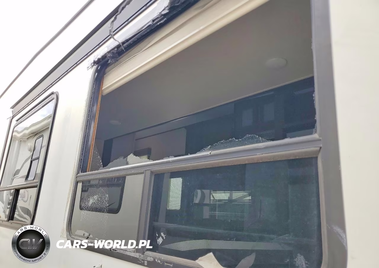 2019 Foret Sriver Crusader Camper VIN:5ZT3CSVB0KG124353 - 9