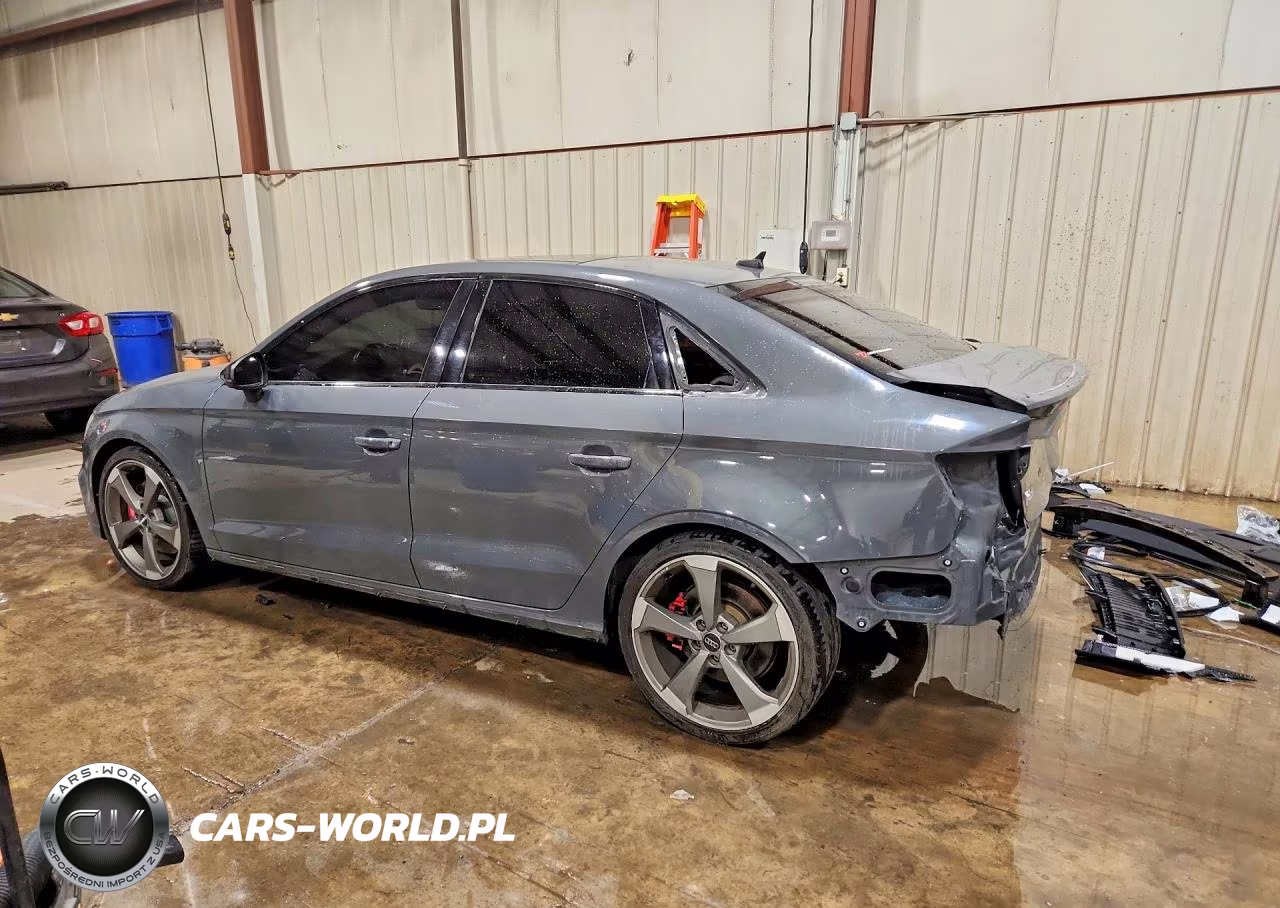 2019 Audi S3 Premium Plus VIN:WAUB1HFF4KA099660 - 2