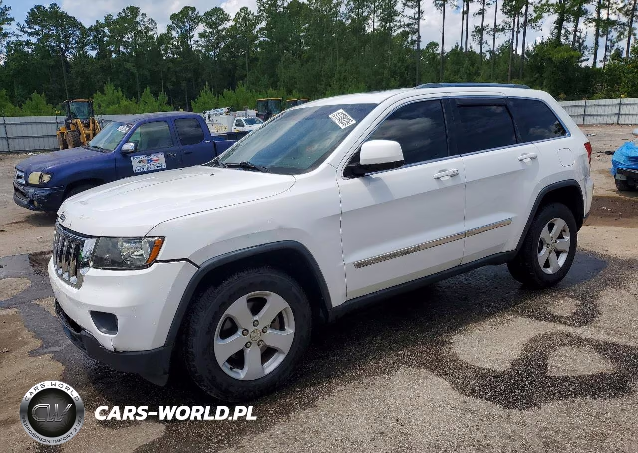 2013 Jeep Grand Cherokee Laredo – zdjęcie 1 z 13