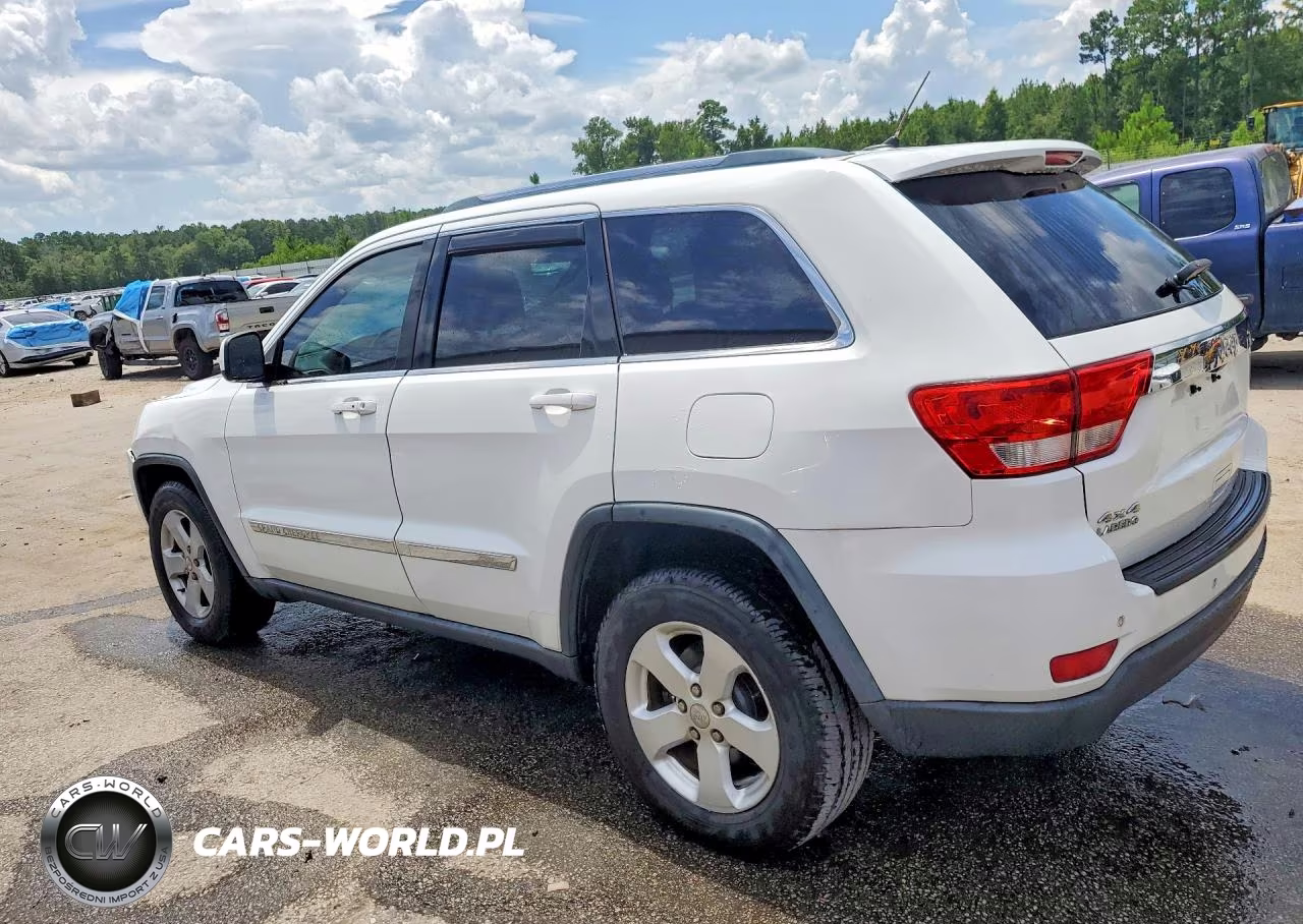 2013 Jeep Grand Cherokee Laredo VIN:1C4RJFAG9DC513576 - 2