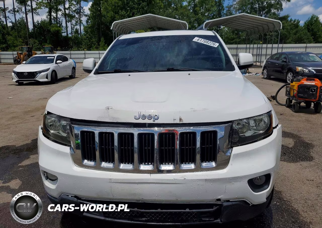 2013 Jeep Grand Cherokee Laredo VIN:1C4RJFAG9DC513576 - 5