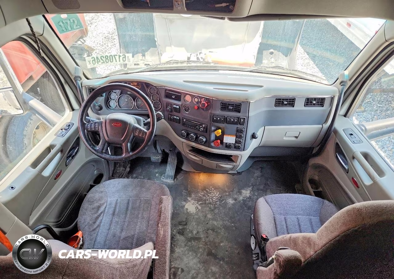 2019 Peterbilt 579 - Semi Truck VIN:1XPBDP9XXKD261359 - 8