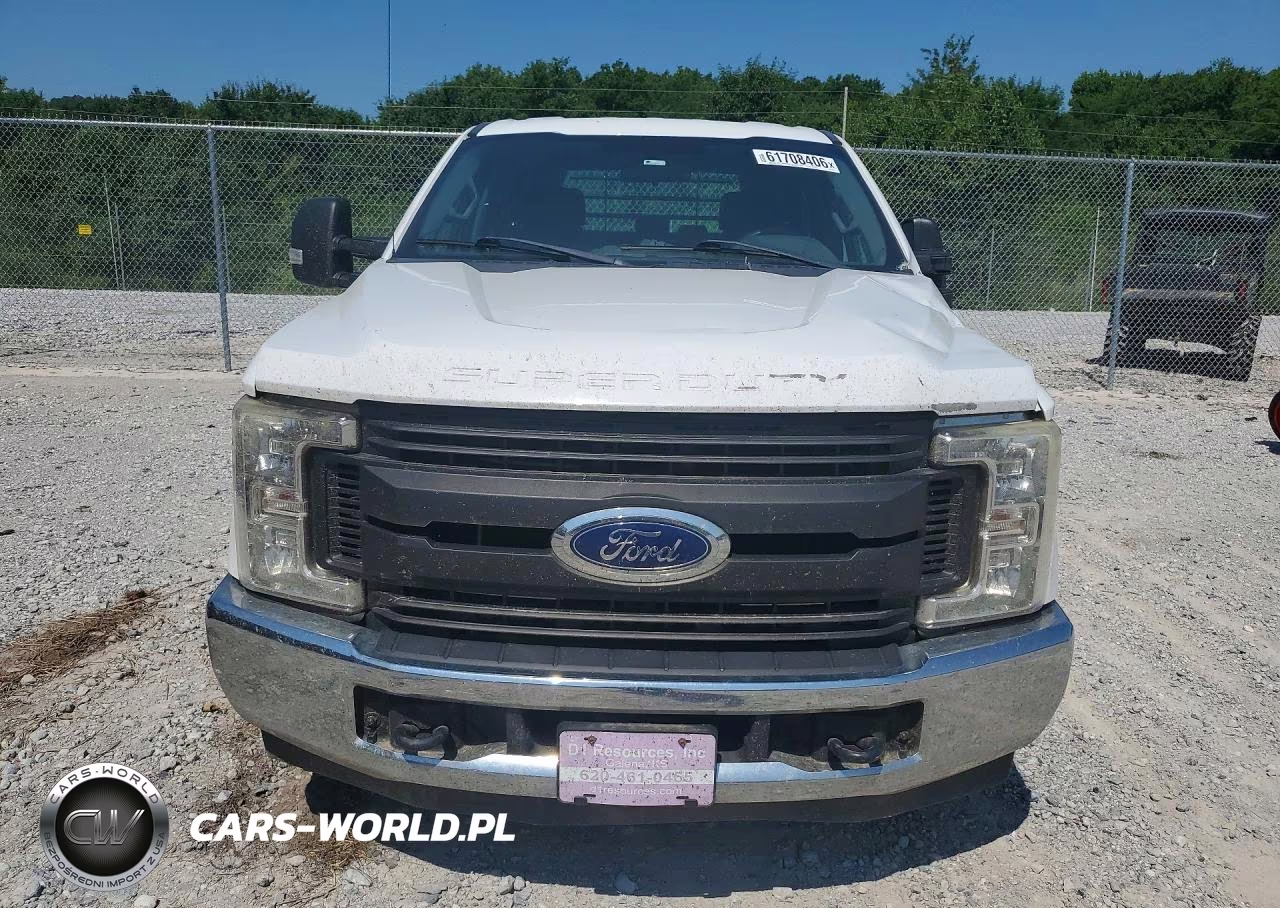 2017 Ford F250 Super Duty VIN:1FT7W2A60HEE30315 - 5