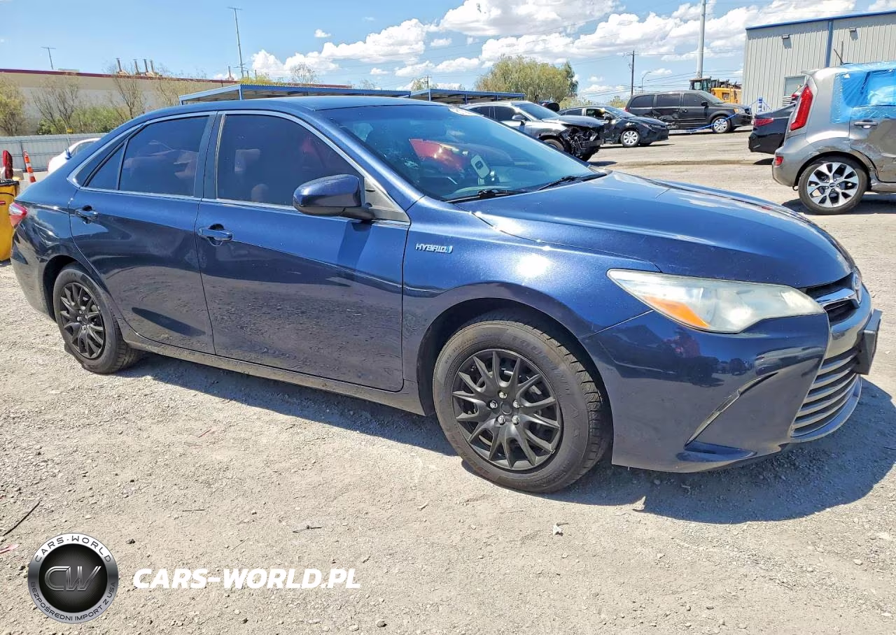 2016 Toyota Camry Hybrid Le VIN:4T1BD1FK5GU195684 - 4