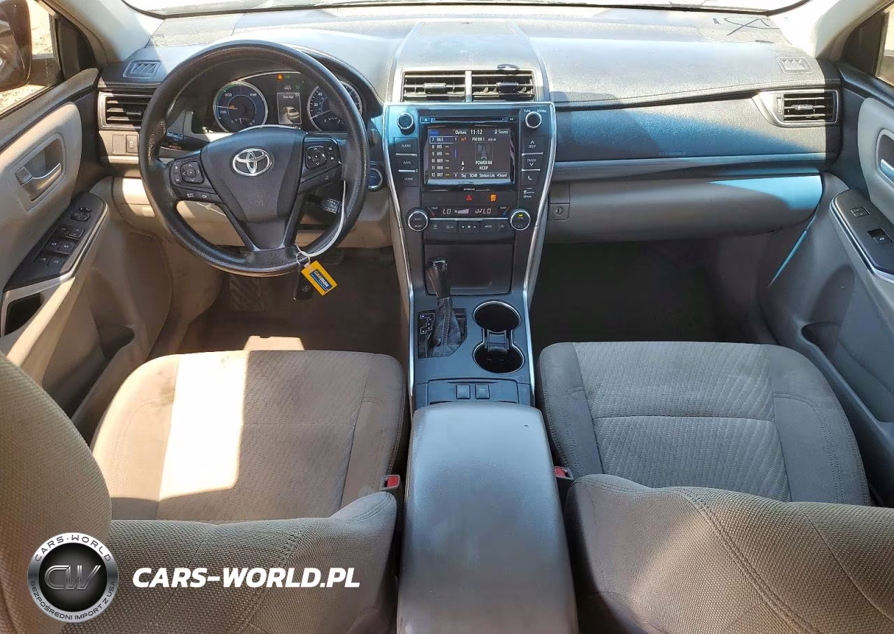 2016 Toyota Camry Hybrid Le VIN:4T1BD1FK5GU195684 - 8