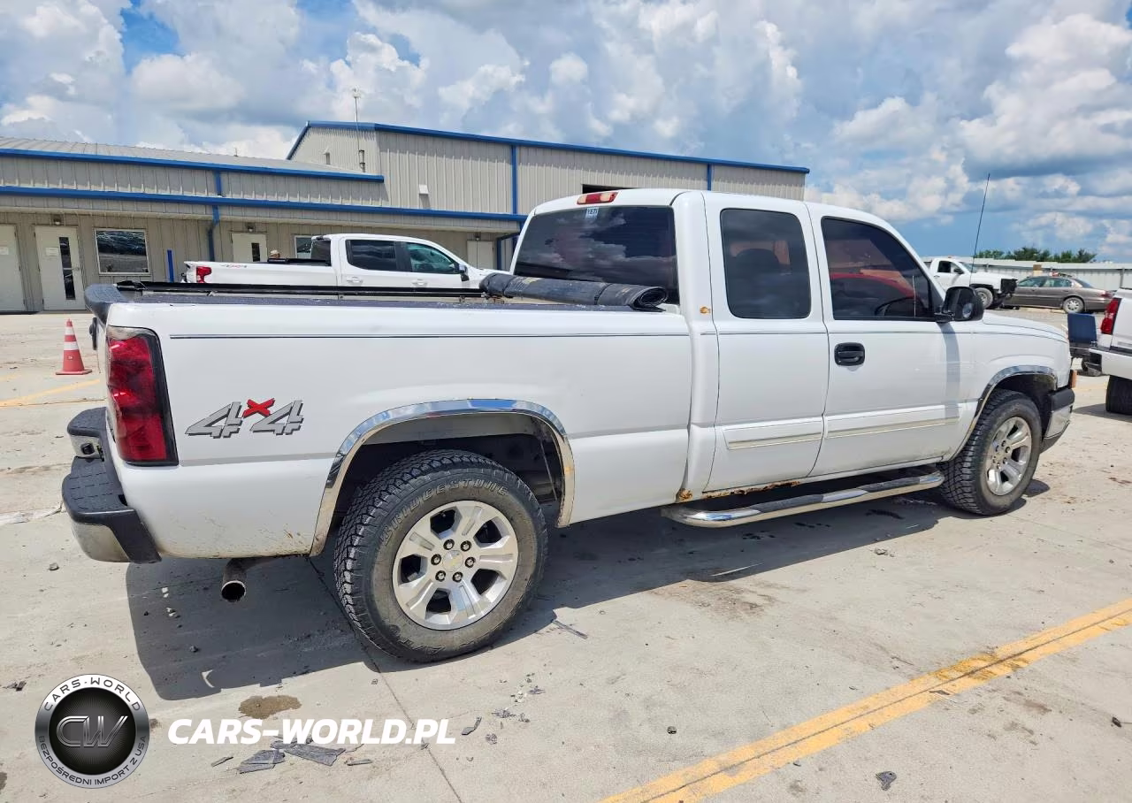2003 Chevrolet Silverado K1500 VIN:1GCEK19T23E120957 - 3