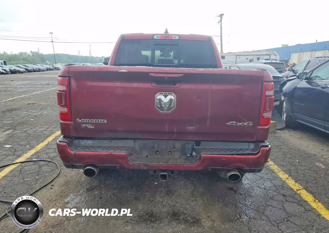 2019 Ram 1500 Laramie VIN:1C6SRFJT0KN610925 - 6