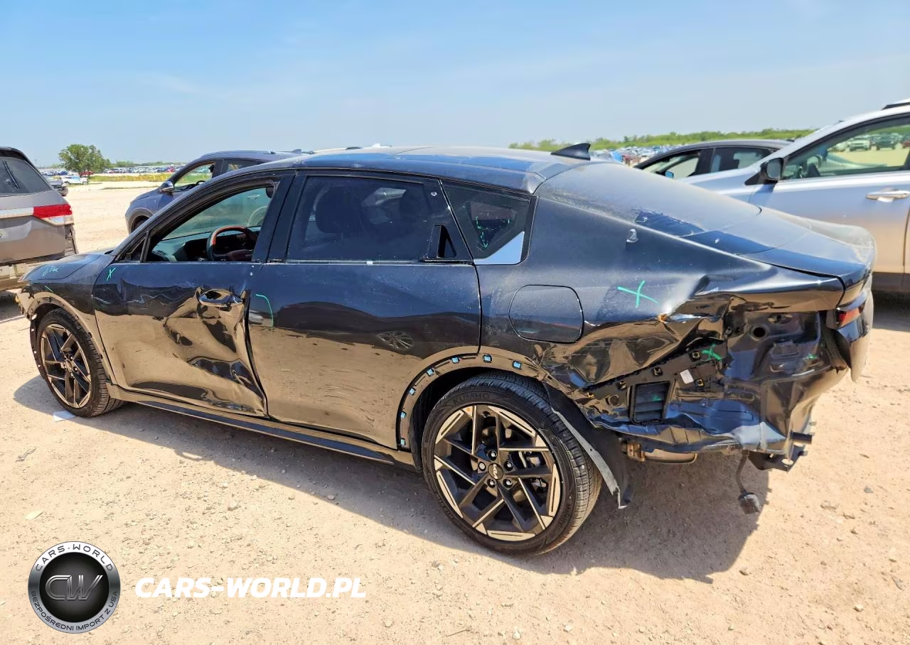 2025 Kia K4 Gt Line VIN:3KPFW4DE4SE190529 - 2
