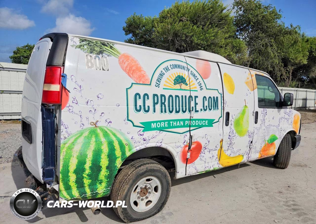 2011 Chevrolet Express 2500 Work Van VIN:1GCWGFFA2B1127371 - 3