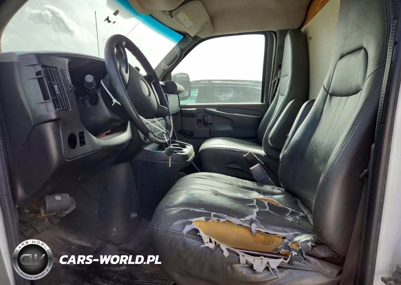 2011 Chevrolet Express 2500 Work Van VIN:1GCWGFFA2B1127371 - 7