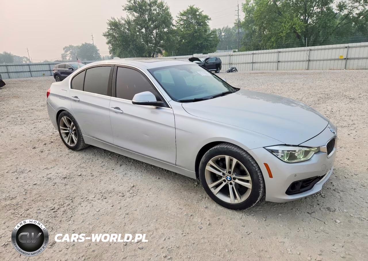 2017 BMW 330 Xi VIN:WBA8D9G32HNU63541 - 4