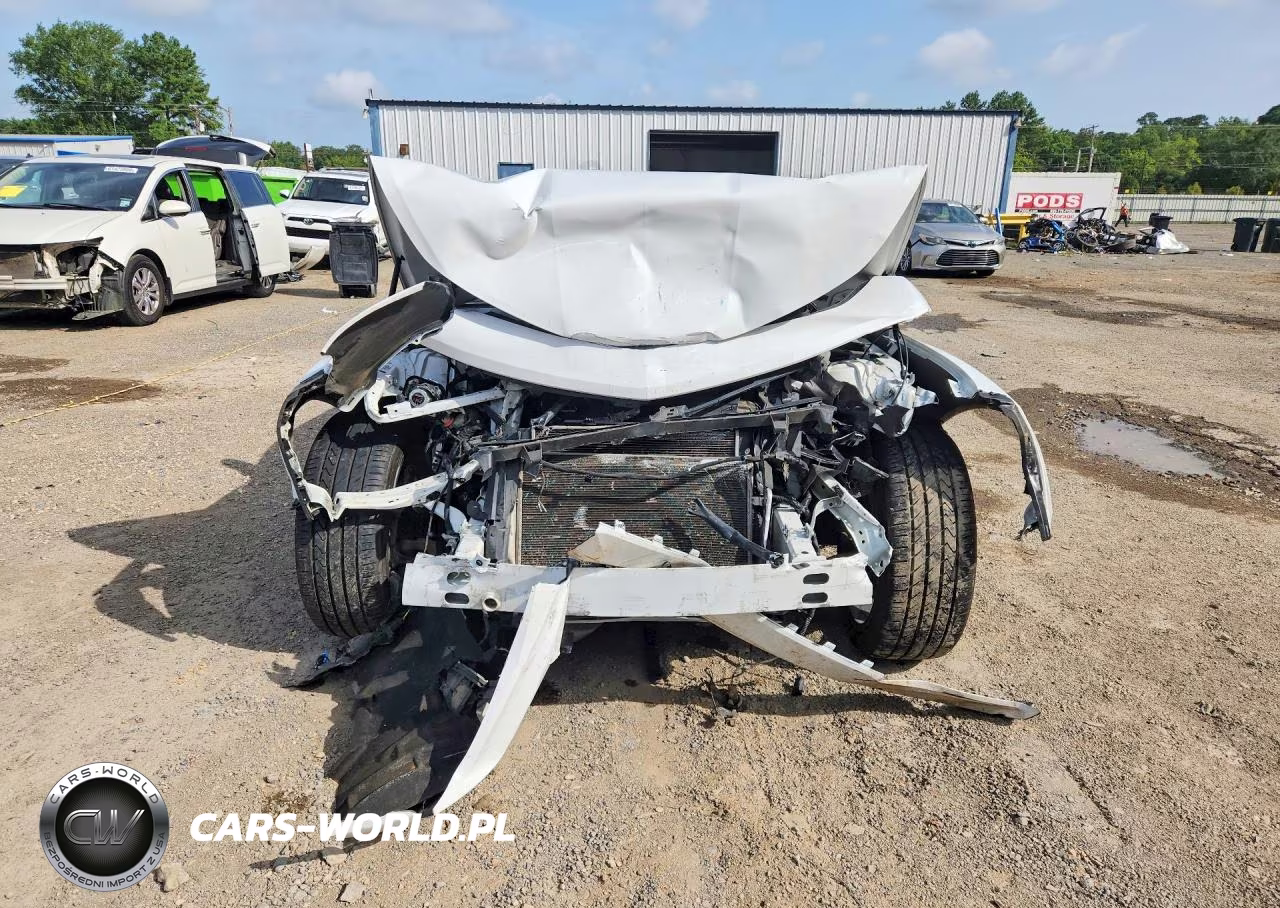 2018 Chevrolet Camaro Lt VIN:1G1FB1RX6J0190911 - 5