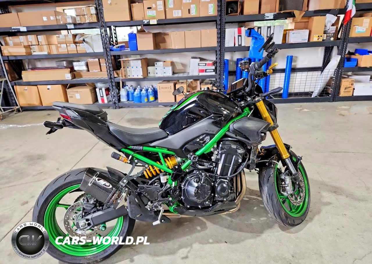 2025 Kawasaki Zr900 T