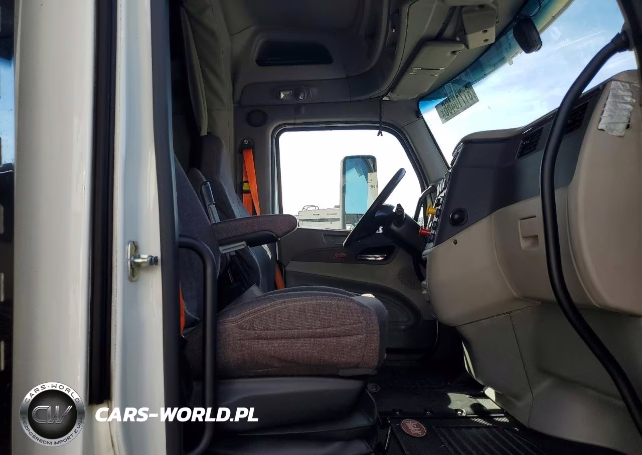 2019 Peterbilt 579 - Semi Truck VIN:1XPBDP9X1KD269835 - 11