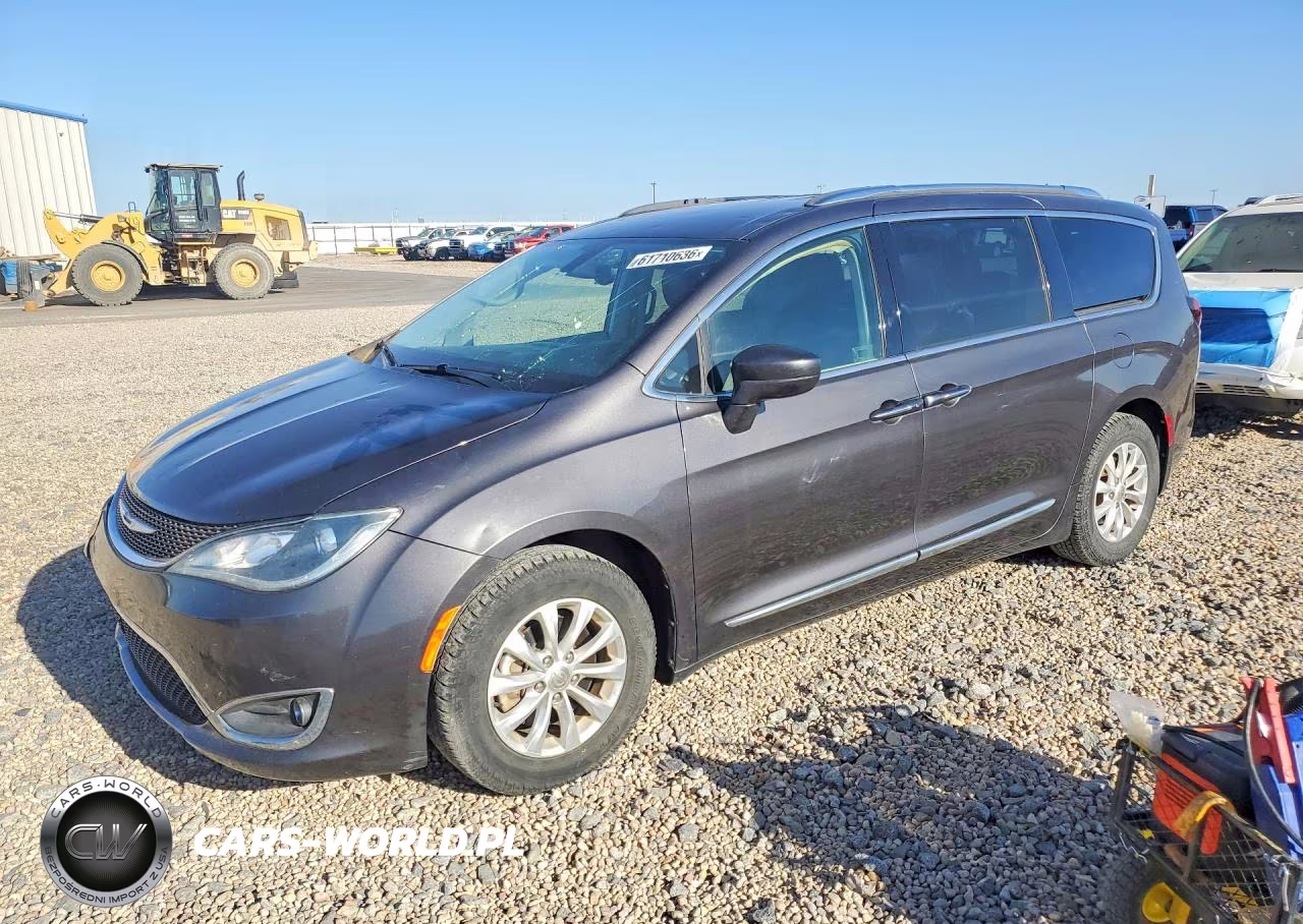 2018 Chrysler Pacifica Touring L