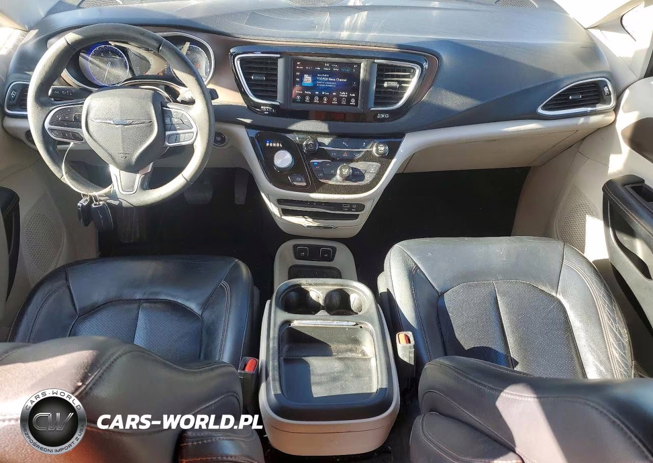 2018 Chrysler Pacifica Touring L VIN:2C4RC1BG7JR148877 - 8