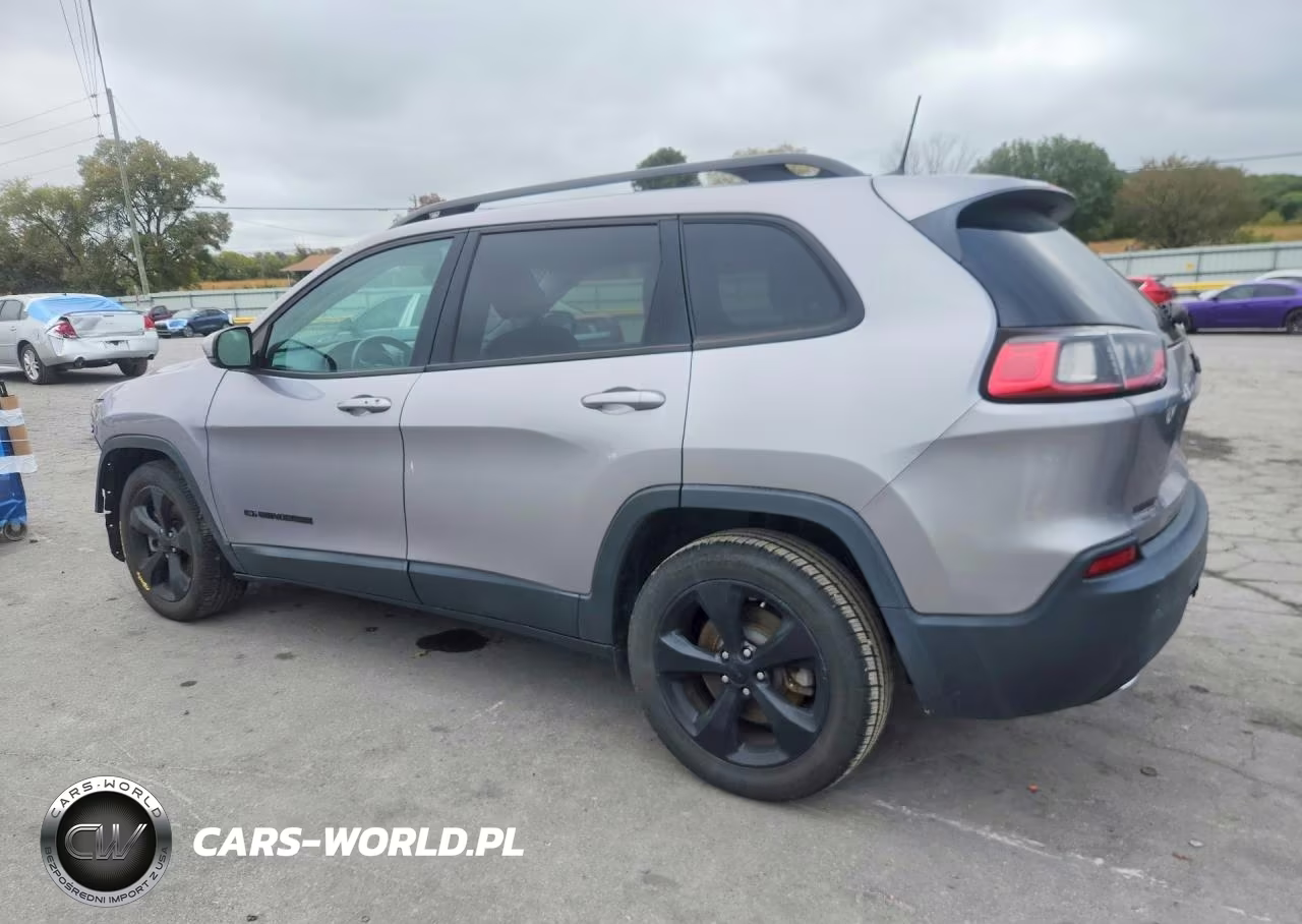 2019 Jeep Cherokee Latitude Plus VIN:1C4PJLLX3KD286573 - 2