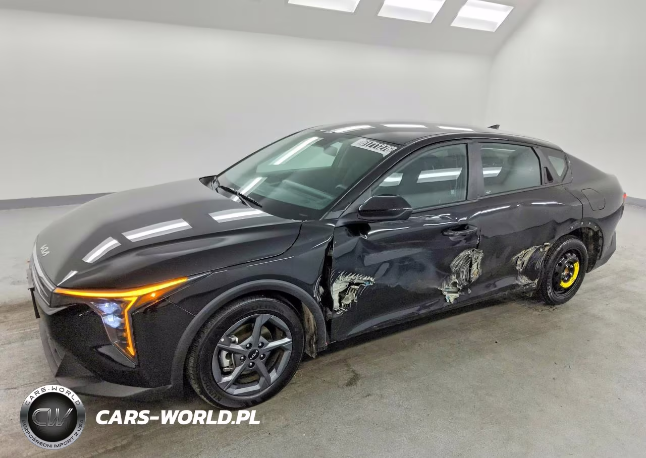 2026 Kia K4 Lxs – zdjęcie 1 z 14