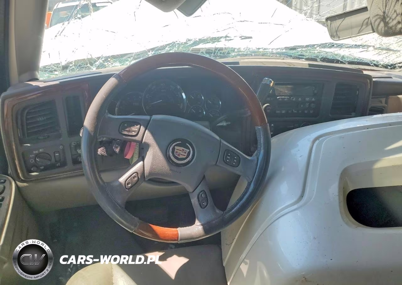 2005 Cadillac Escalade Luxury VIN:1GYEK63N15R205155 - 9