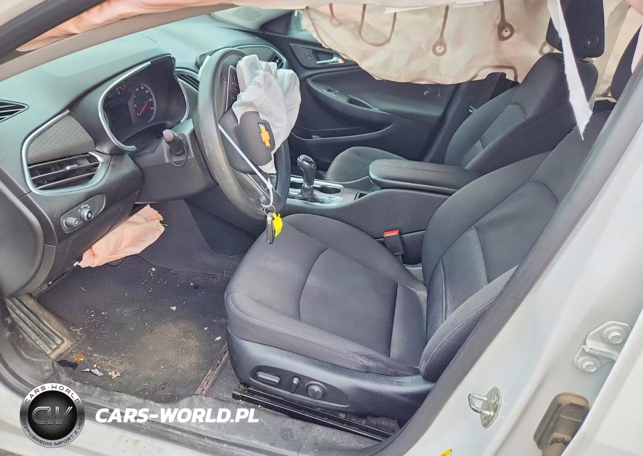 2019 Chevrolet Malibu Lt VIN:1G1ZD5ST8KF136630 - 7