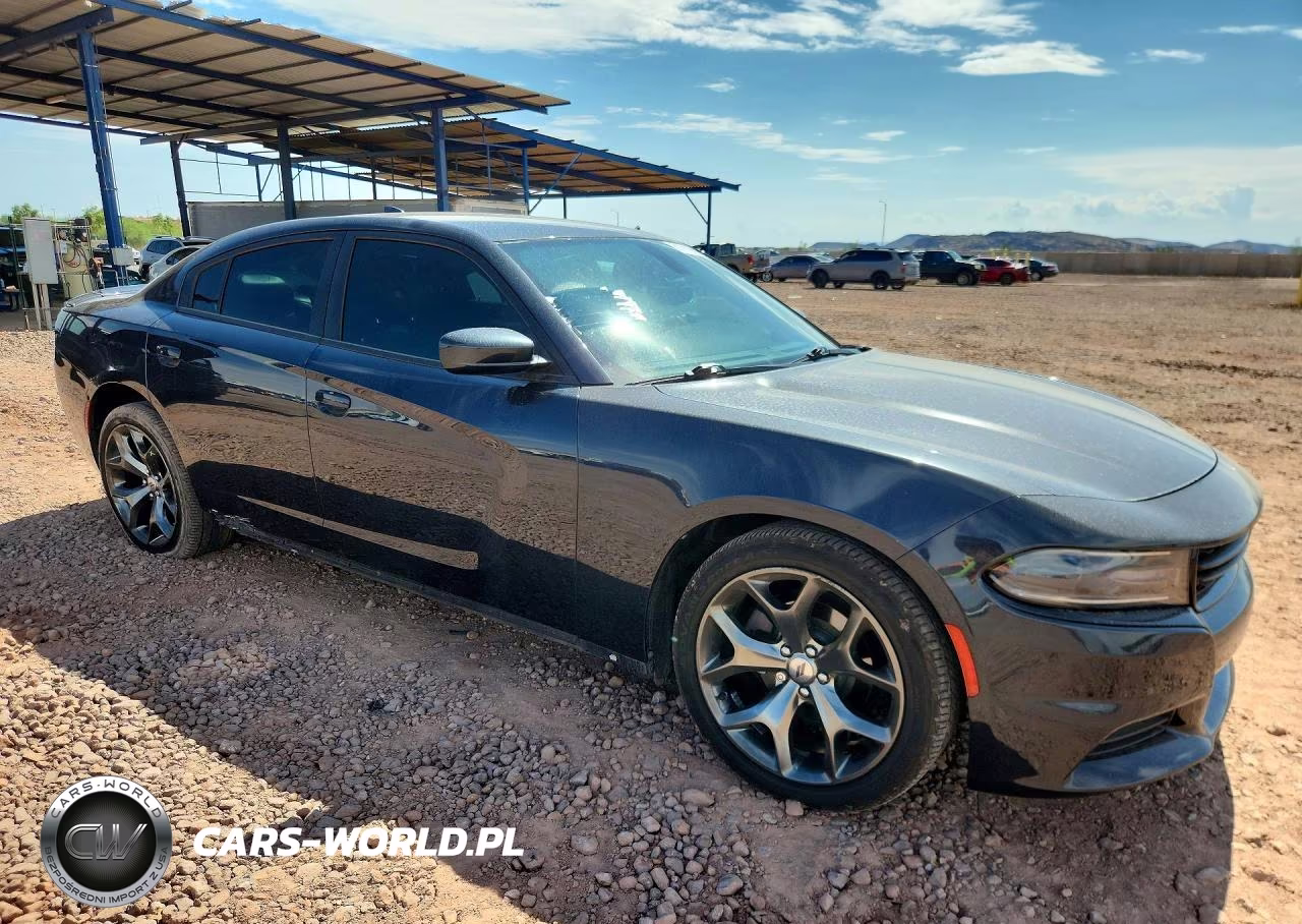 2017 Dodge Charger Sxt VIN:2C3CDXHG1HH551836 - 4