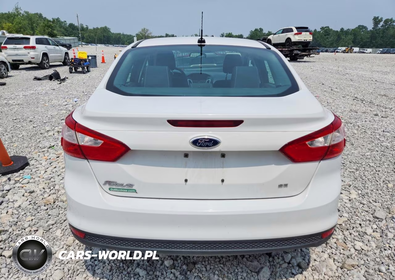 2012 Ford Focus Se VIN:1FAHP3F22CL343569 - 6