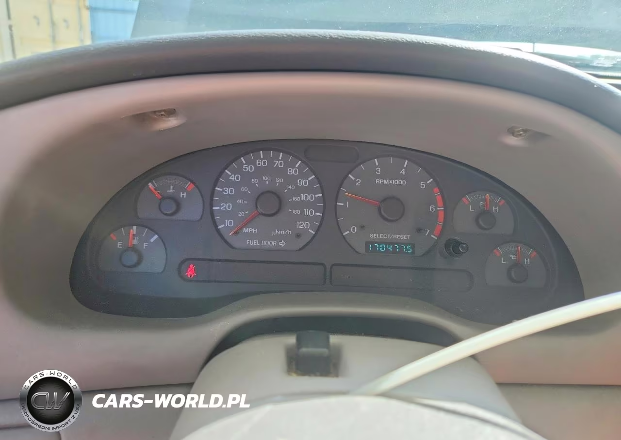 2000 Ford Mustang VIN:1FAFP4040YF256640 - 9