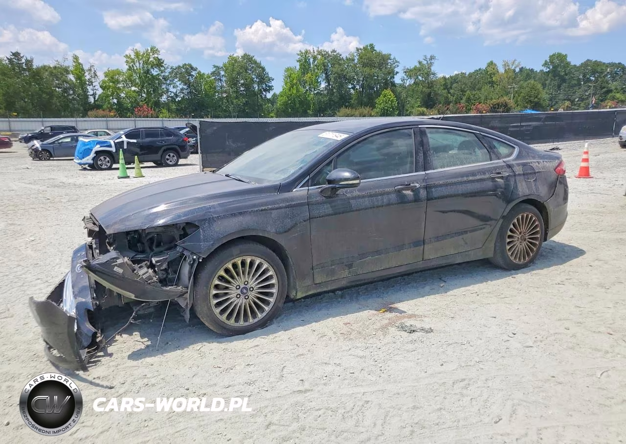 2016 Ford Fusion Titanium – zdjęcie 1 z 12