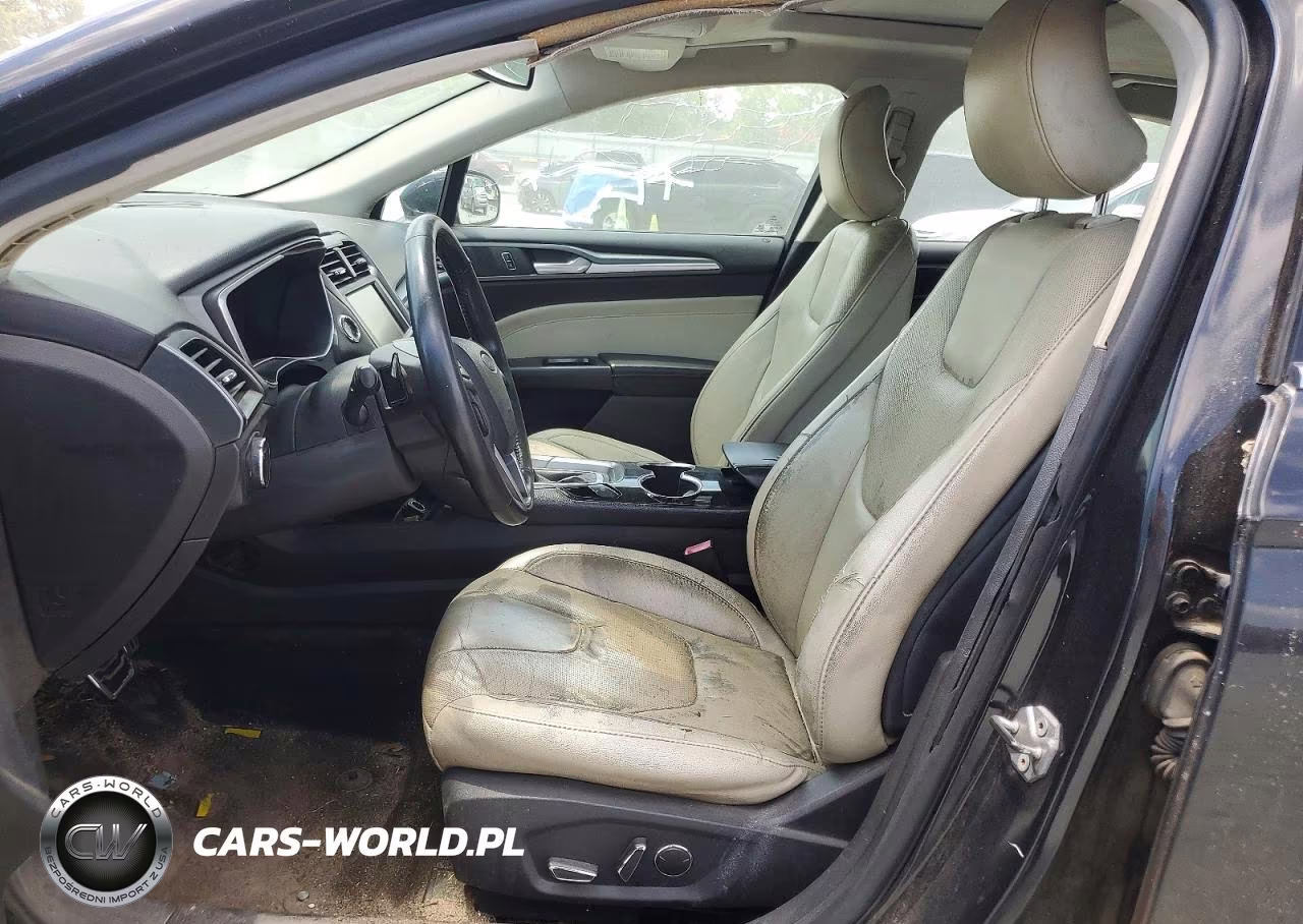 2016 Ford Fusion Titanium VIN:3FA6P0K98GR369822 - 7