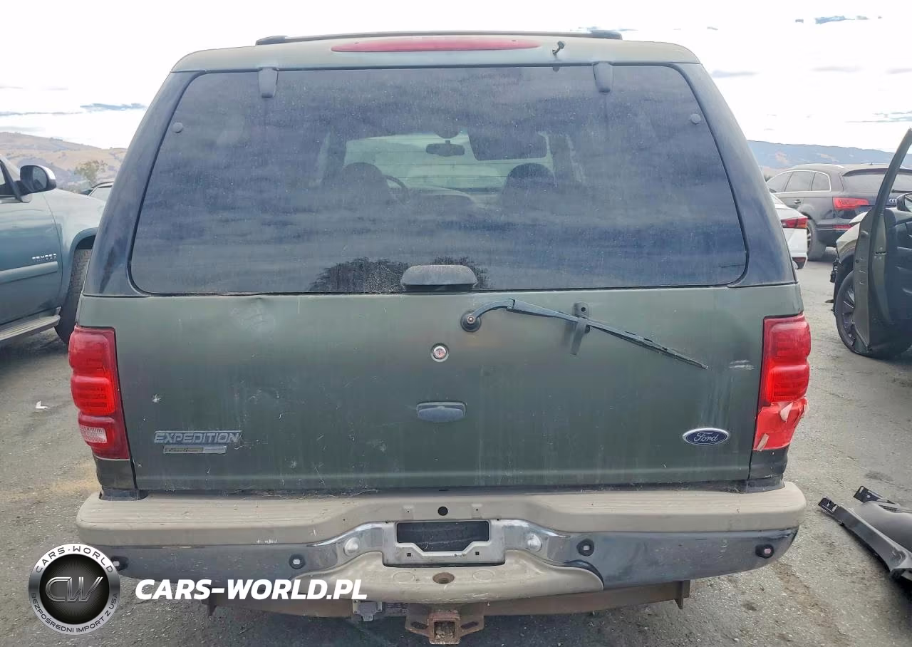 2001 Ford Expedition Eddie Bauer VIN:1FMFU18L61LA87823 - 6