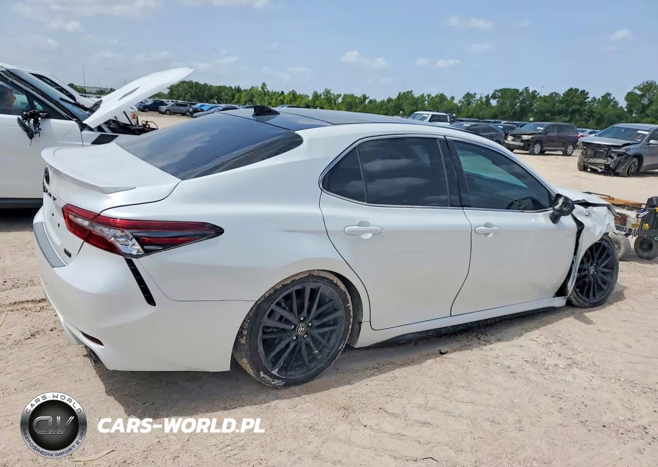 2024 Toyota Camry Xse VIN:4T1K61AK8RU845127 - 3