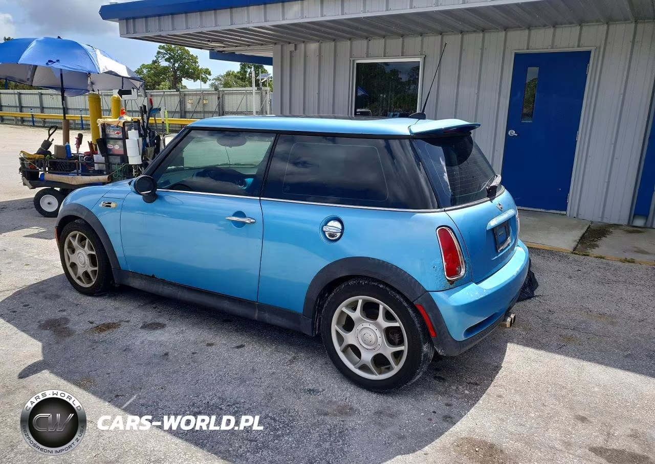 2005 Mini Cooper S VIN:WMWRE33565TL14014 - 2