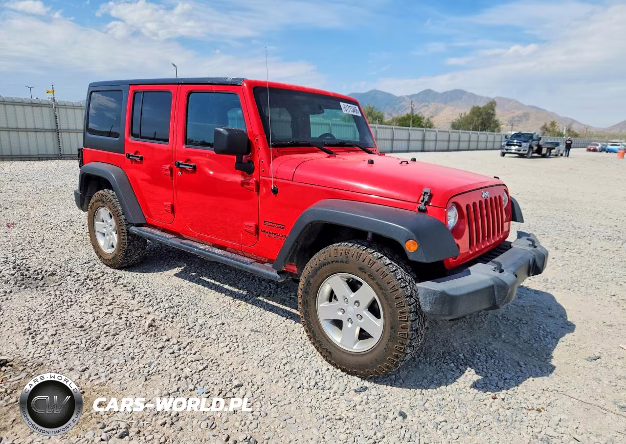 2013 Jeep Wrangler Unlimited Sport VIN:1C4BJWDG0DL669714 - 4